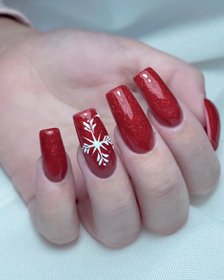 unghie con fiocco di neve