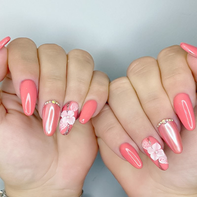 nail art rosa confetto