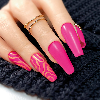 Nail art fucsia e arancione