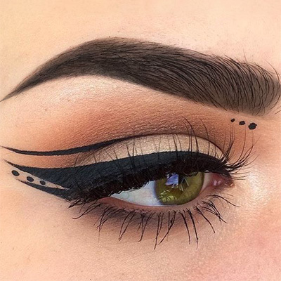 Eyeliner grafico